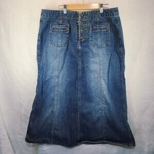 Y2K Vintage Sz 12 Gap Long Denim Skirt  A-line Front Pockets Buttons Medium Wash